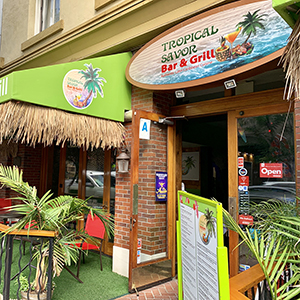 downtown san diego gaslamp quarter tropical savor bar and grill