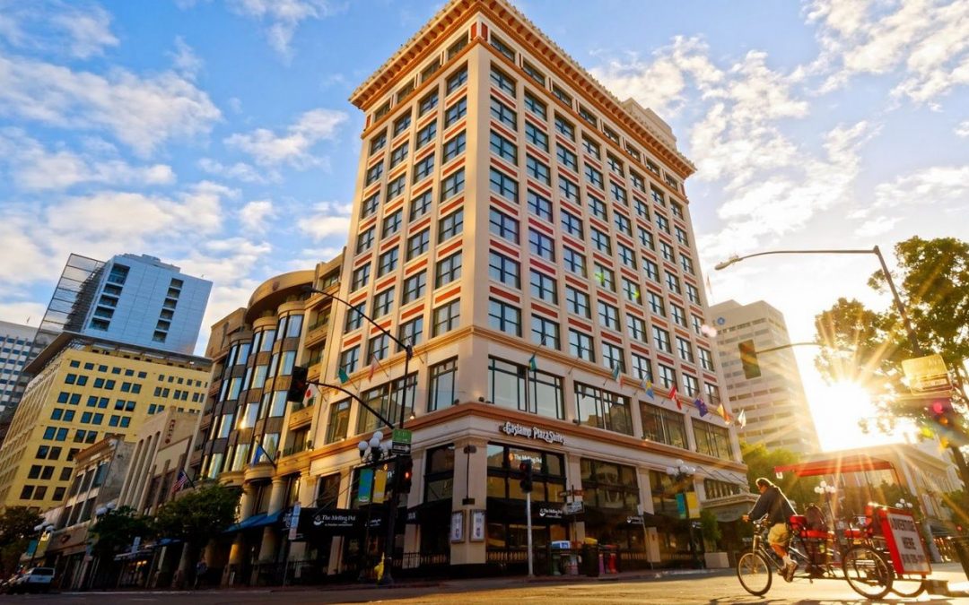 Gaslamp Plaza Suites